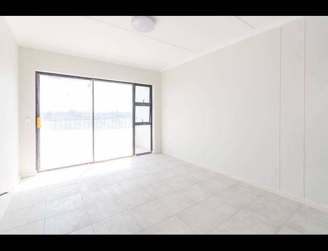 2 BEDROOM APARTMENT FOR SALE IN TABLE VIEW